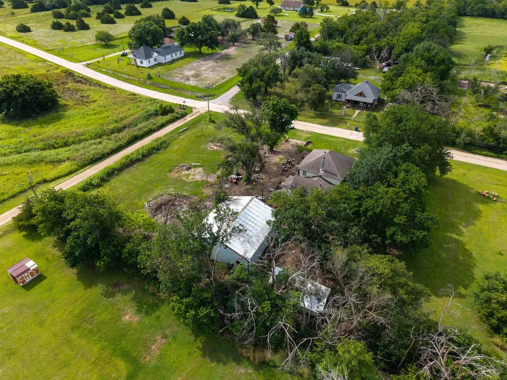 572 E 76th N Wellington KS 67152