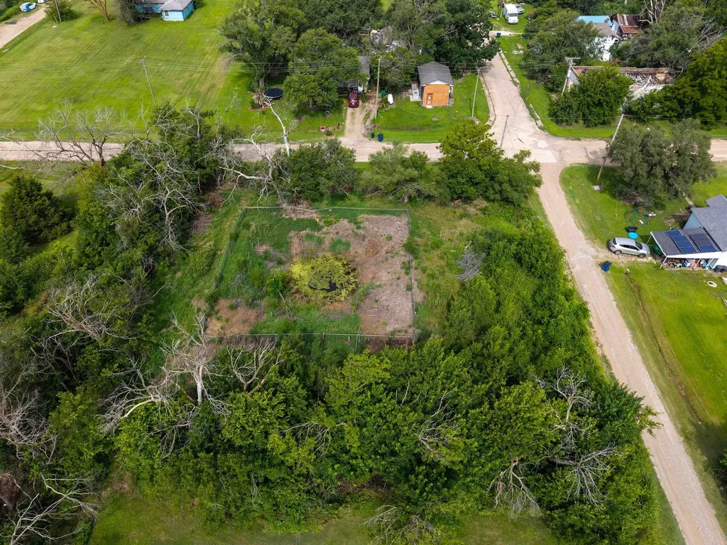 572 E 76th N Wellington KS 67152
