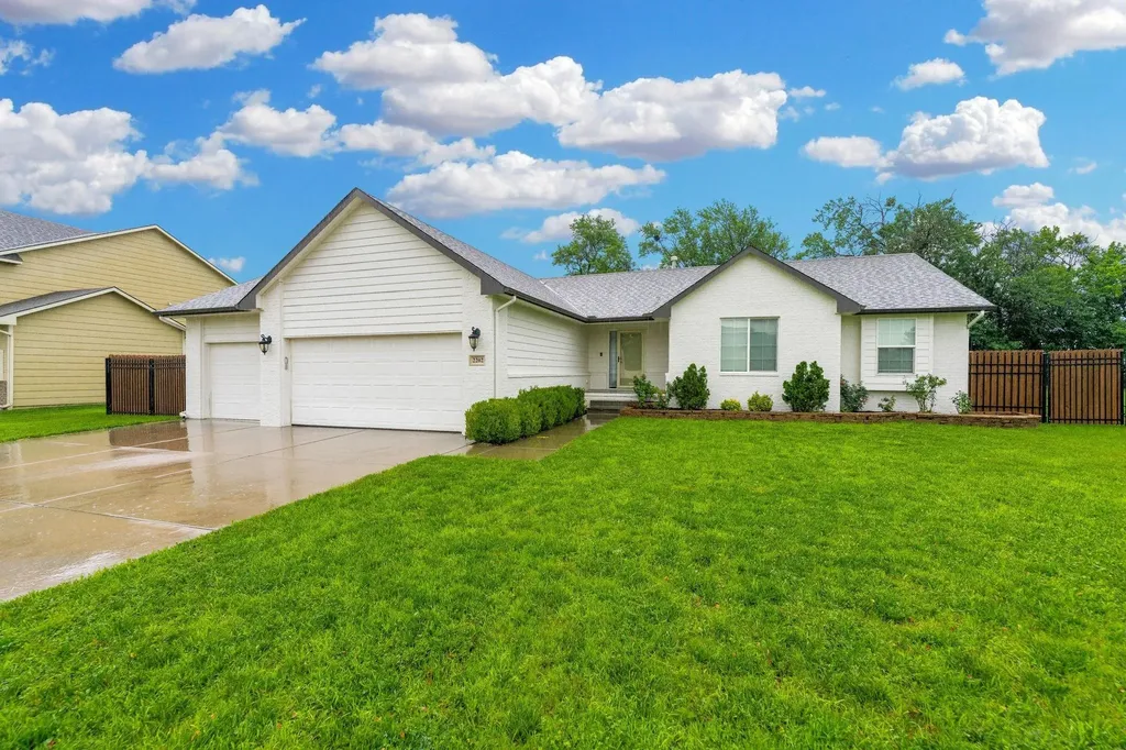 2202 S Cranbrook Wichita KS 67207