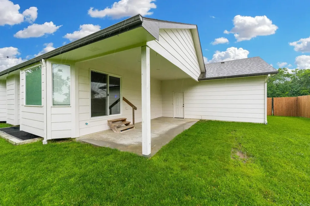 2202 S Cranbrook Wichita KS 67207