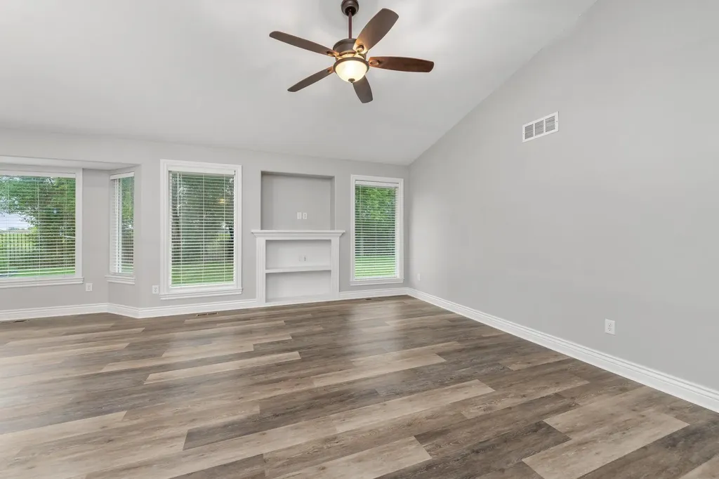 2202 S Cranbrook Wichita KS 67207