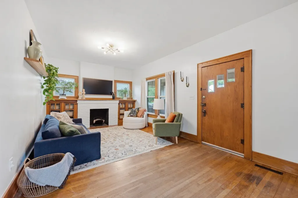 3505 E English Wichita KS 67218