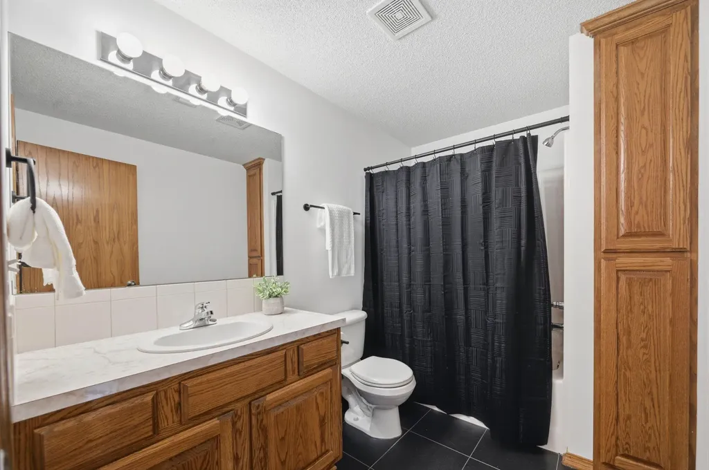 14012 W Highland Springs Court Wichita KS 67235