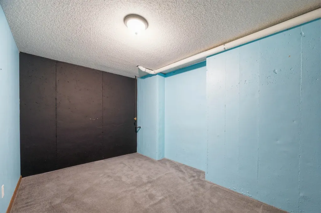 14012 W Highland Springs Court Wichita KS 67235
