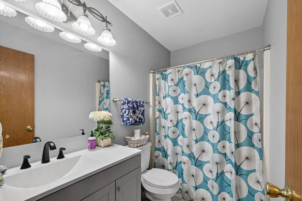 11850 W Neville Court Wichita KS 67205