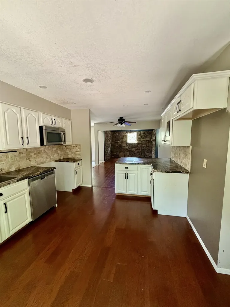 1537 N Milton Court Derby KS 67037