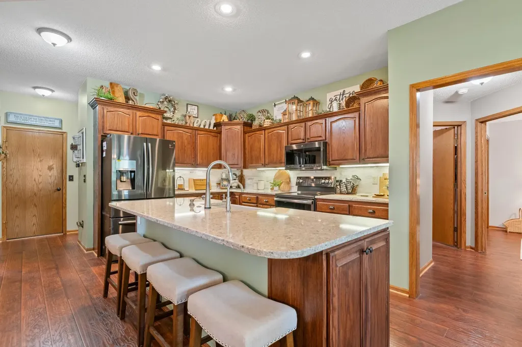 1405 E Hidden Ridge Court Derby KS 67037