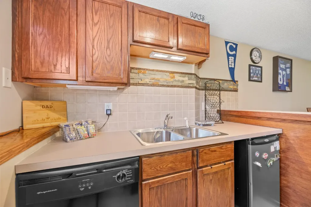 1405 E Hidden Ridge Court Derby KS 67037