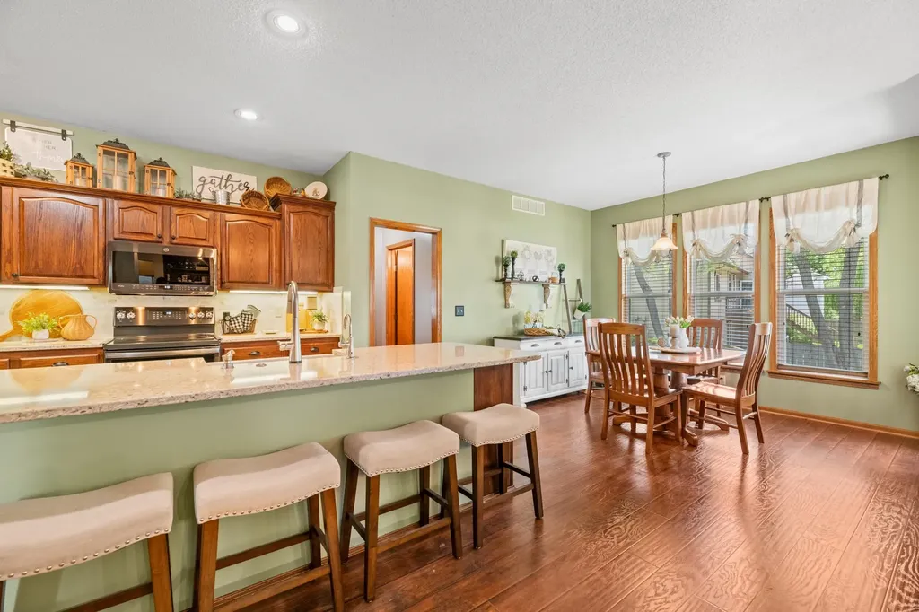 1405 E Hidden Ridge Court Derby KS 67037