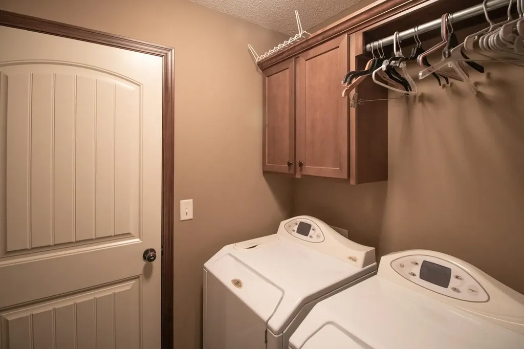 2825 N Emerson Circle Derby KS 67037-8798
