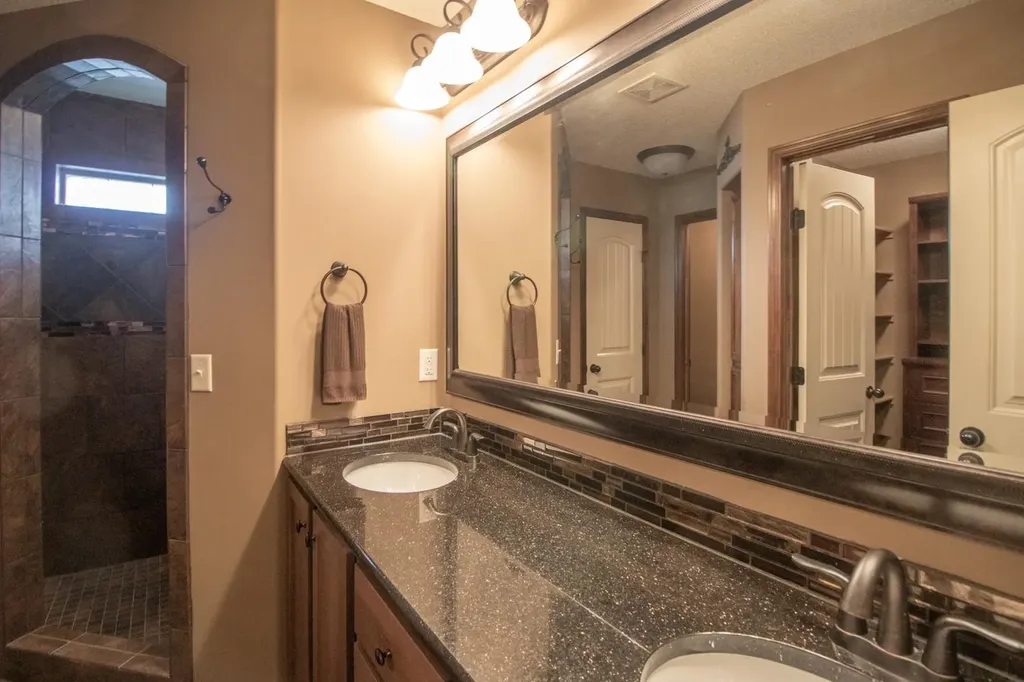 2825 N Emerson Circle Derby KS 67037-8798