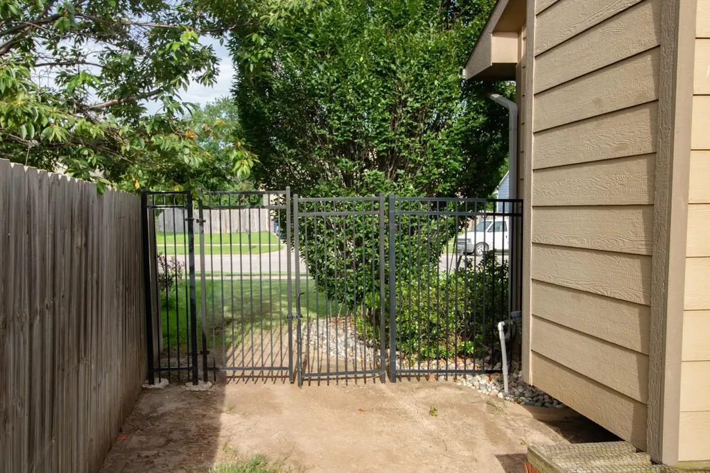 2825 N Emerson Circle Derby KS 67037-8798
