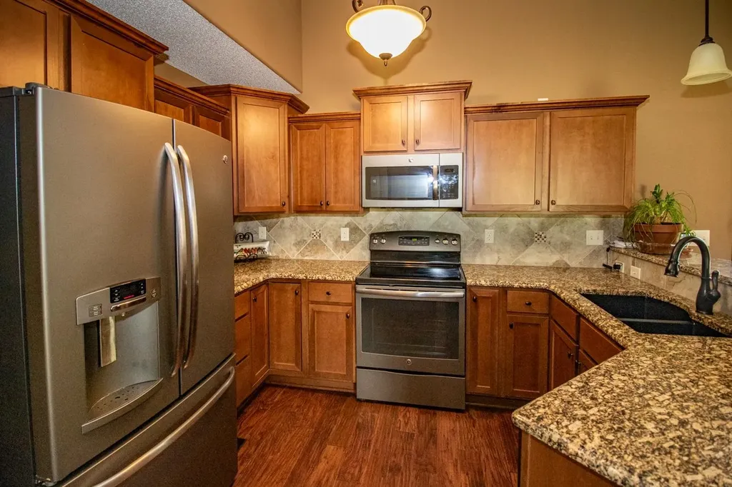 2825 N Emerson Circle Derby KS 67037-8798