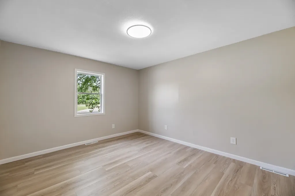 8909 S Spencer Sedgwick KS 67135