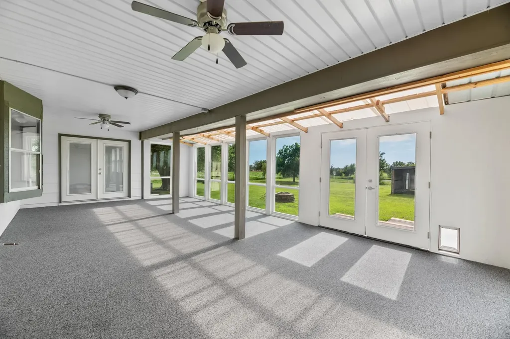 8909 S Spencer Sedgwick KS 67135