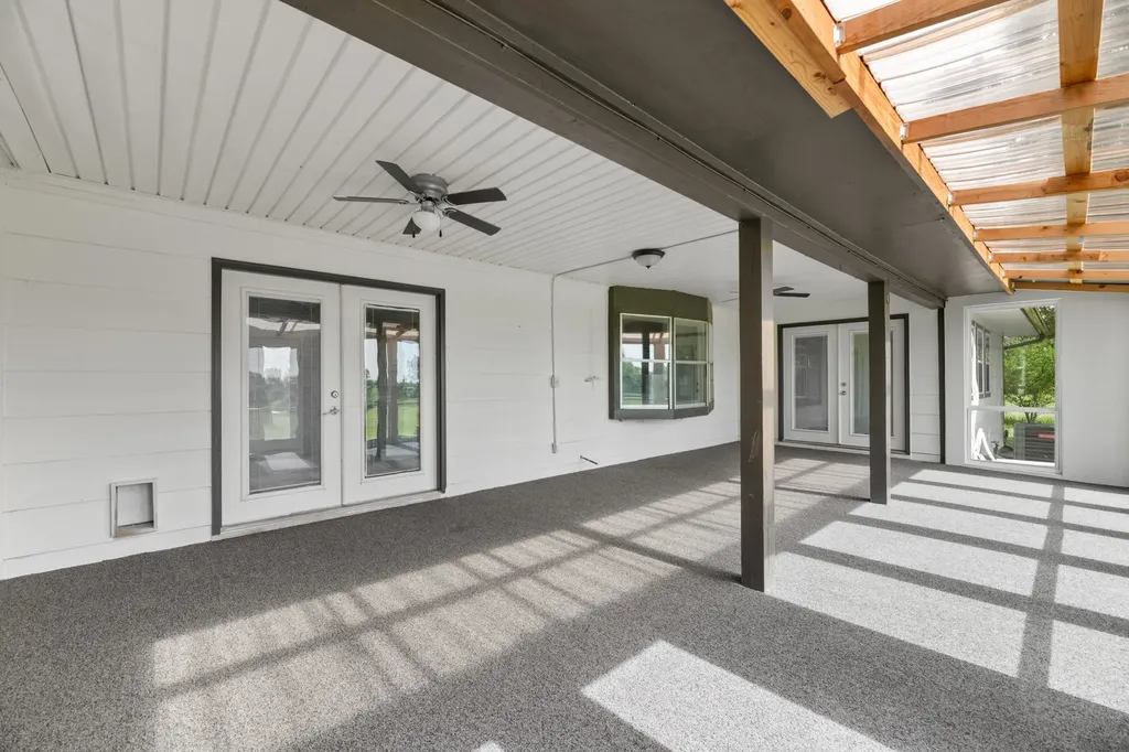 8909 S Spencer Sedgwick KS 67135