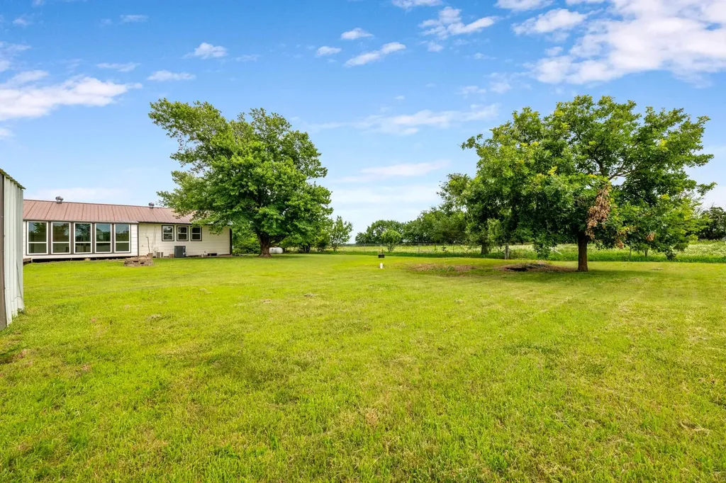 8909 S Spencer Sedgwick KS 67135