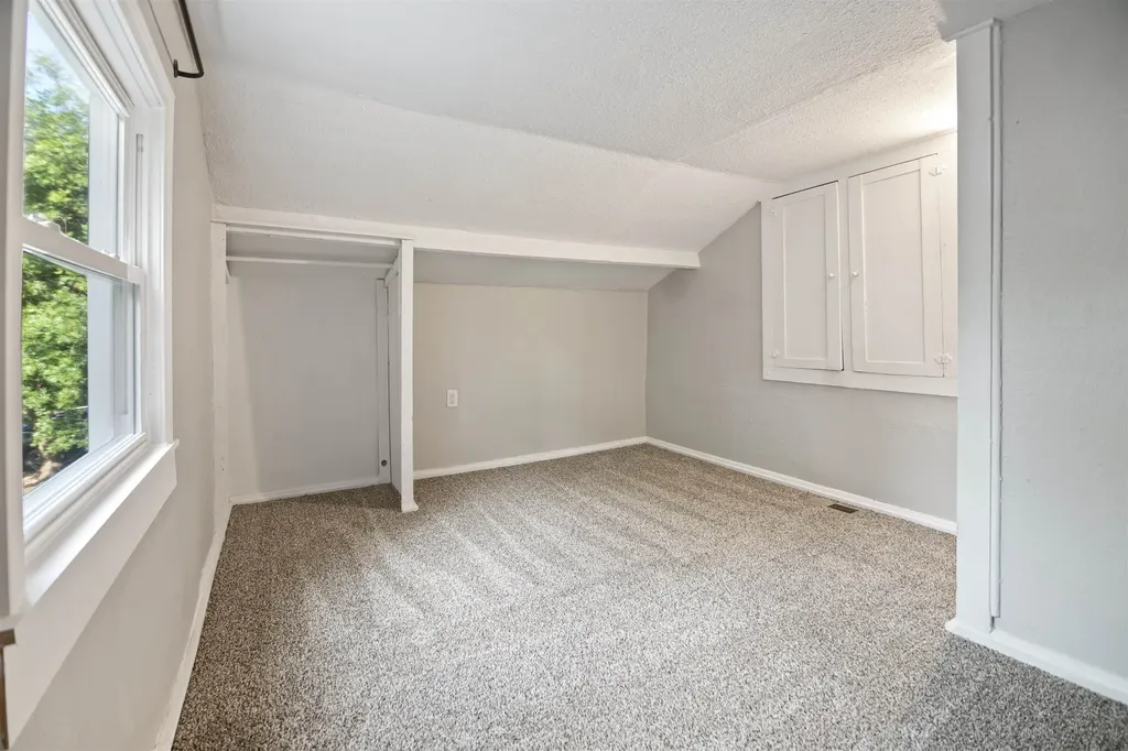 2511 S Victoria Wichita KS 67216