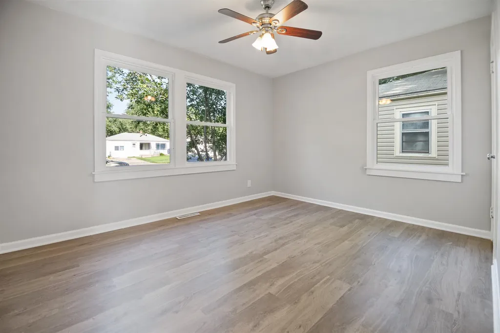 2511 S Victoria Wichita KS 67216