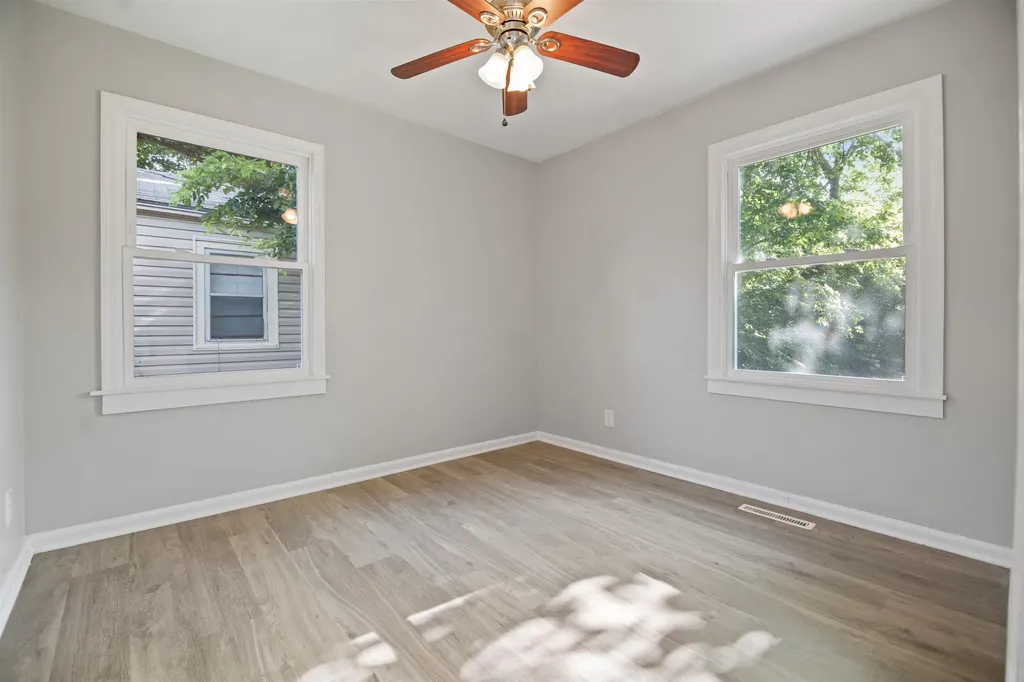 2511 S Victoria Wichita KS 67216