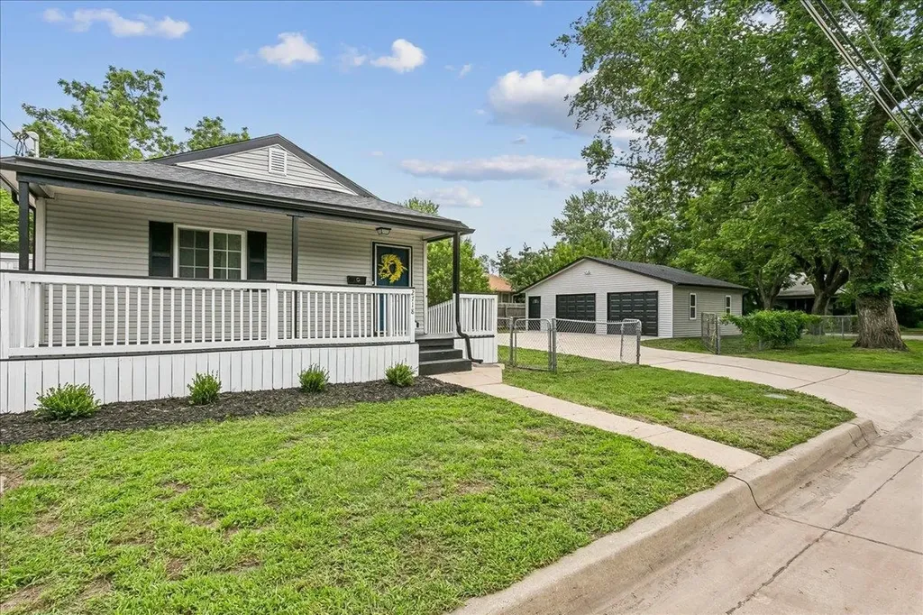 2718 E Orme Street Wichita KS 67211