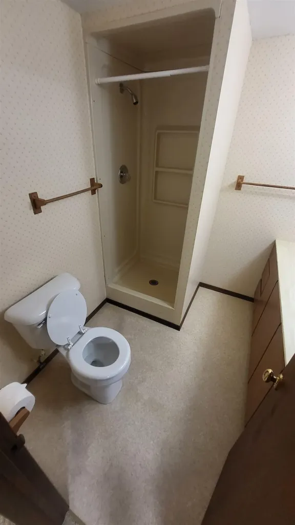 840 Trinity Court Newton KS 67114