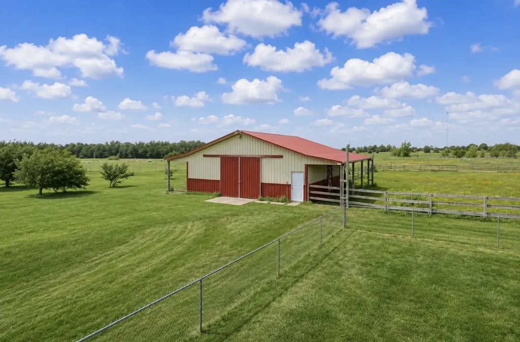 2200 W 95th Street S Haysville KS 67060
