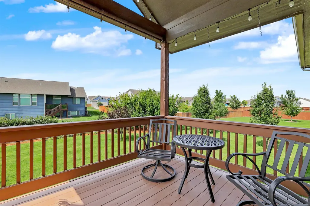 1615 N Obsidian Street Wichita KS 67235