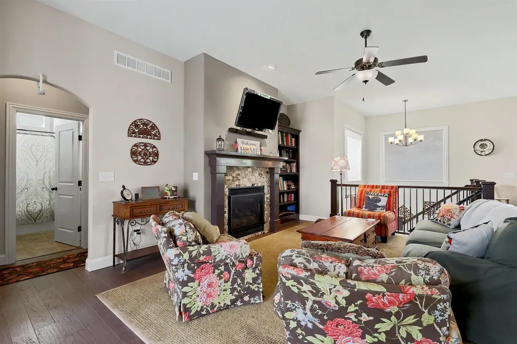 1615 N Obsidian Street Wichita KS 67235