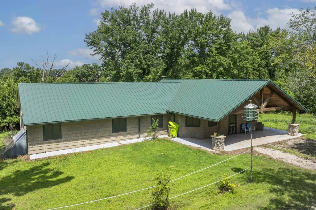 30199 93rd Drive Arkansas City KS 67005