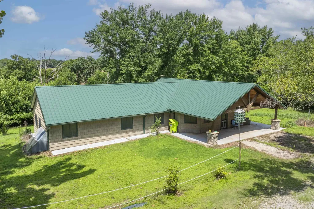 30199 93rd Drive Arkansas City KS 67005