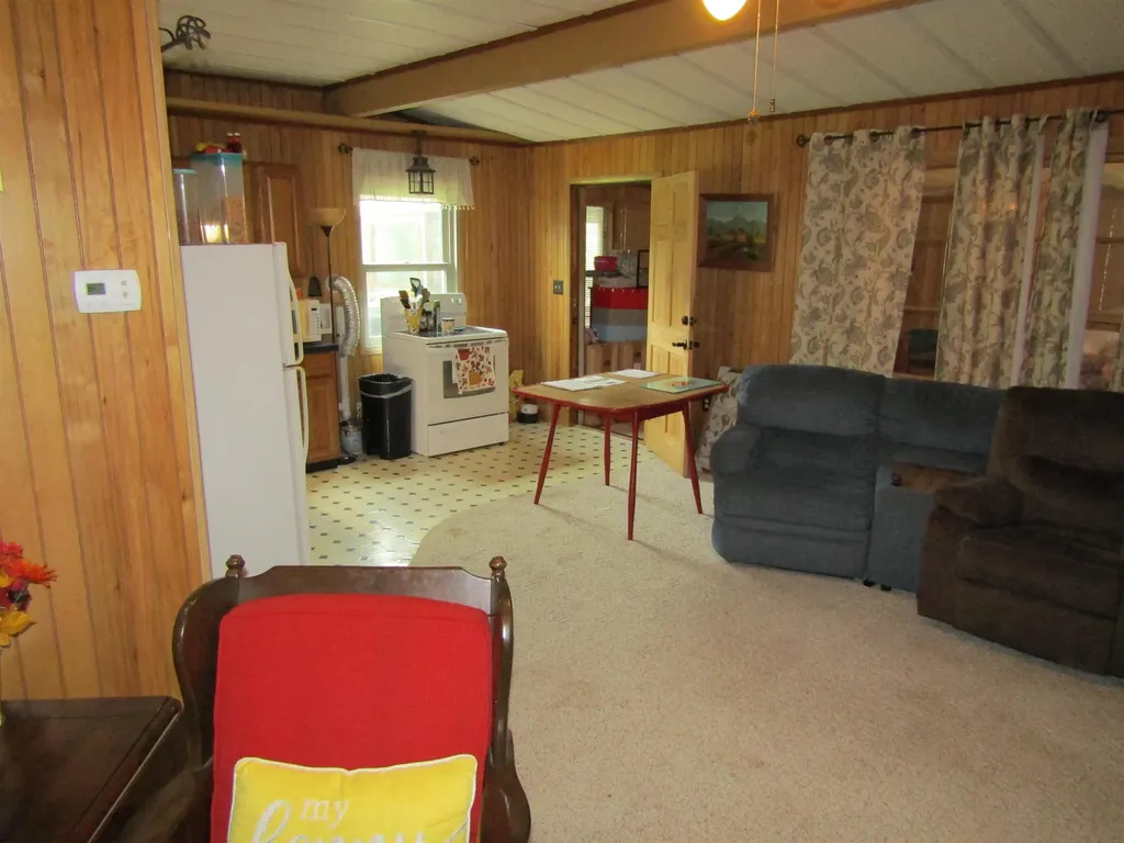 129 Venango Circle Marquette KS 67464
