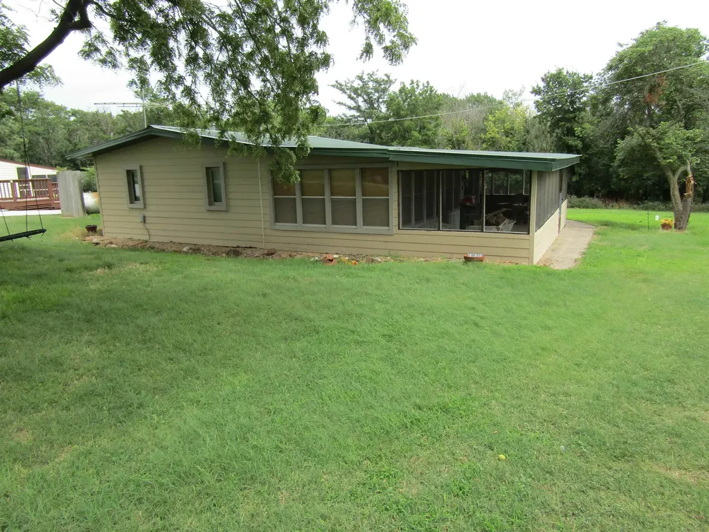 129 Venango Circle Marquette KS 67464