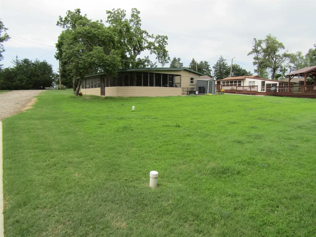 129 Venango Circle Marquette KS 67464