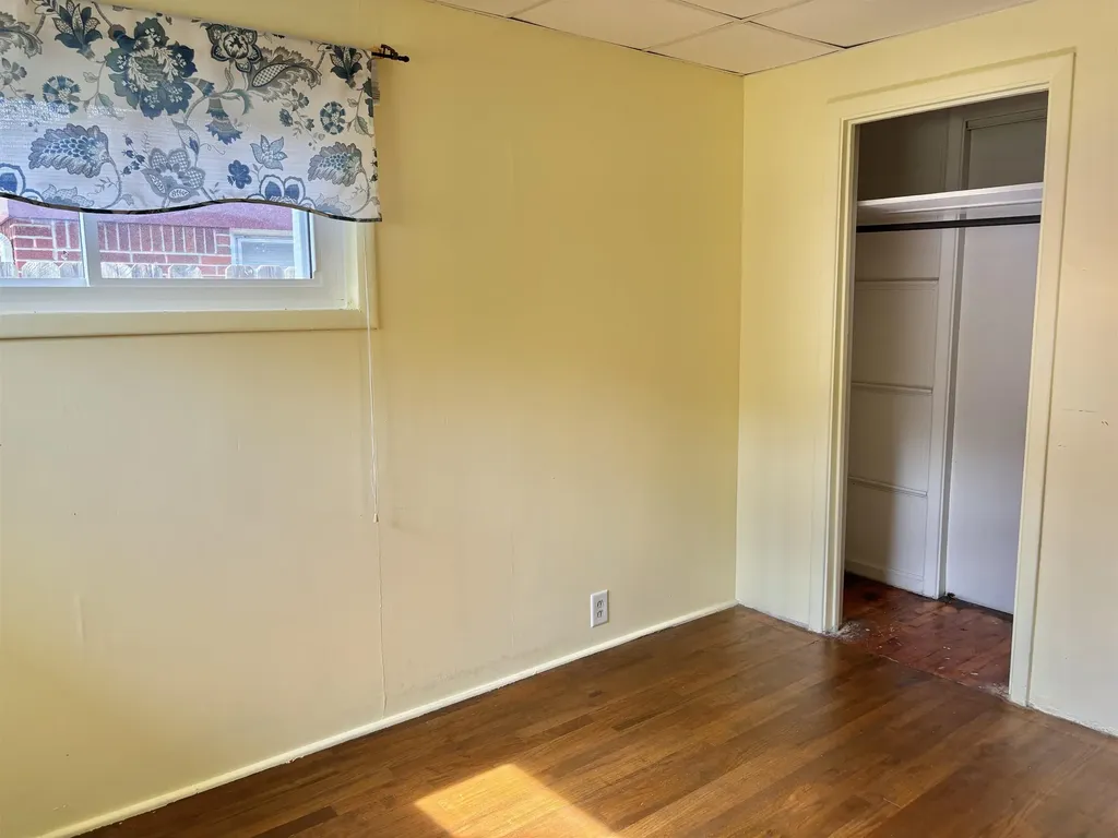 1772 S Clifton Wichita KS 67218