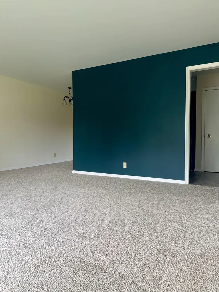 7077 E Central Wichita KS 67206