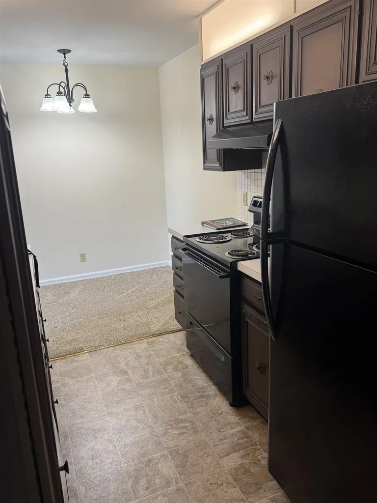 7077 E Central Wichita KS 67206