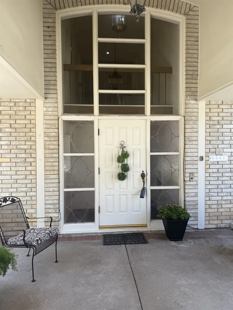 7077 E Central Wichita KS 67206