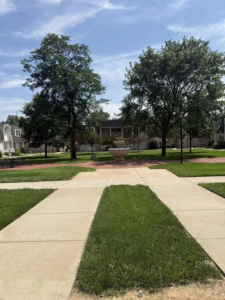 7077 E Central Wichita KS 67206