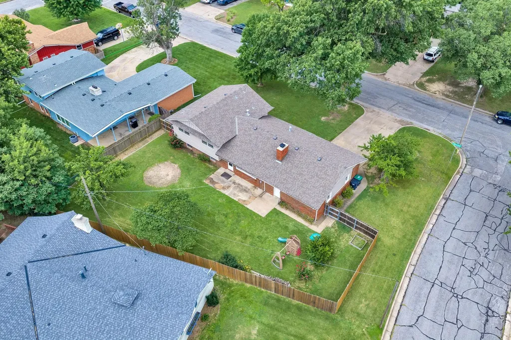 1210 N Farmstead Street Wichita KS 67208