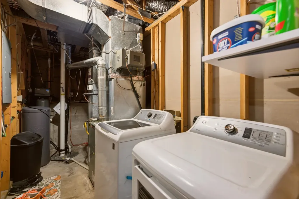 1308 W Loring Haysville KS 67060