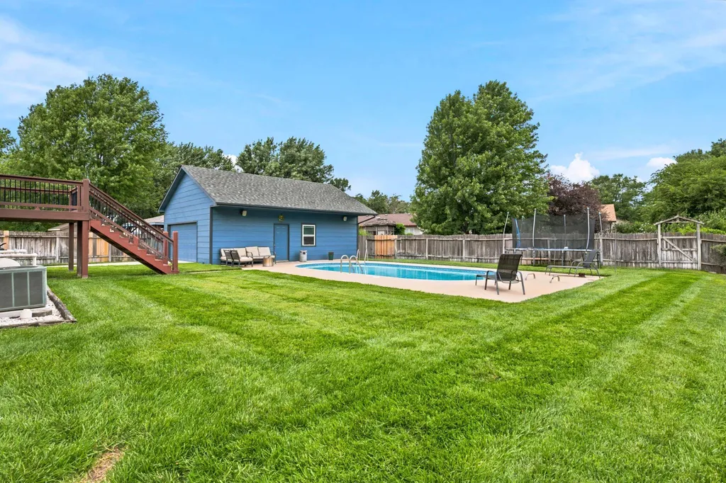 1308 W Loring Haysville KS 67060