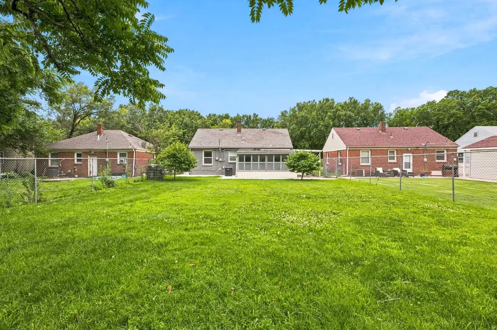1838 N Green Wichita KS 67214