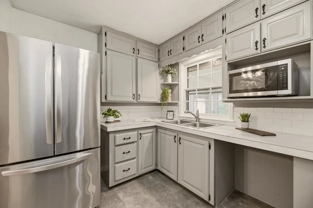 1838 N Green Wichita KS 67214