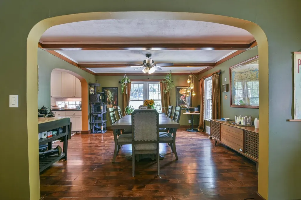 109 E Academy Hesston KS 67062