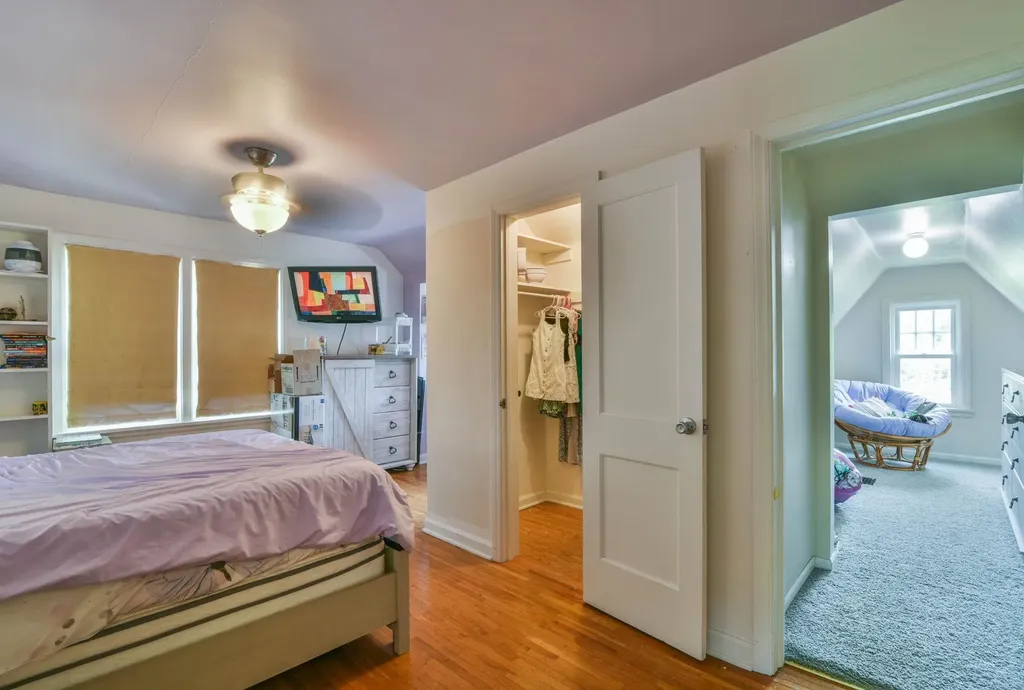 109 E Academy Hesston KS 67062