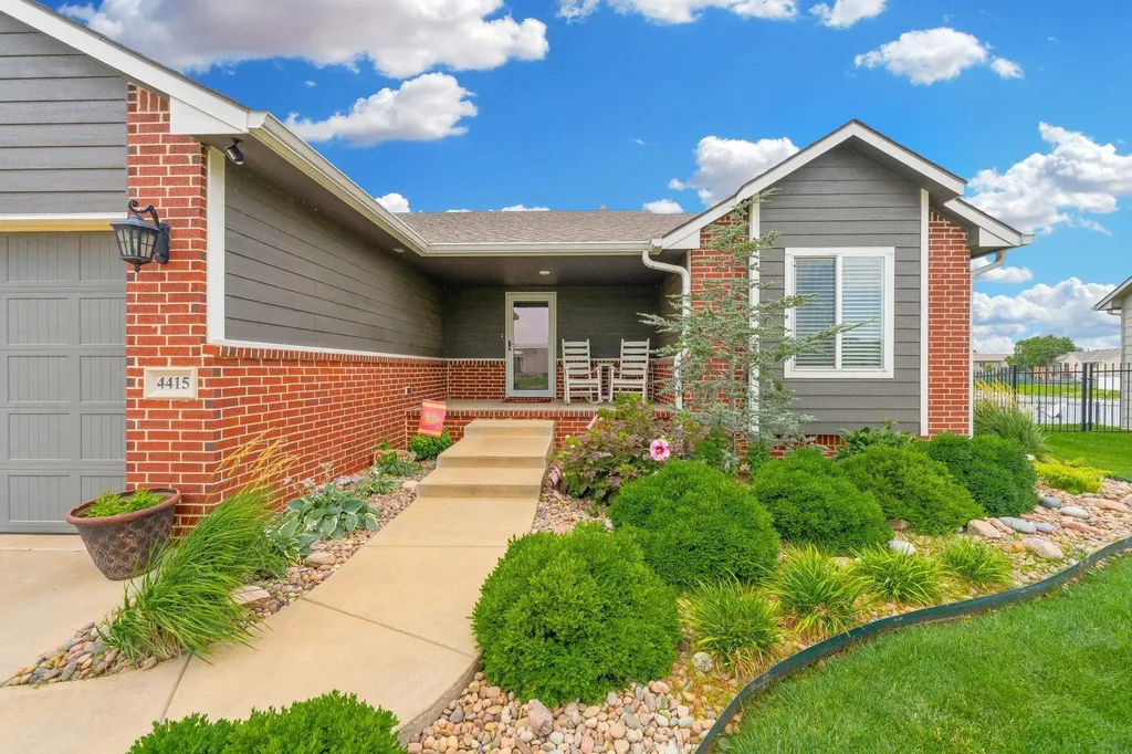 4415 N Cassie Maize KS 67101