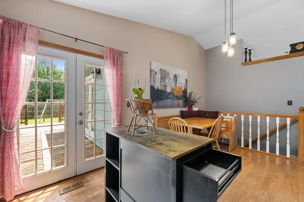 220 N Knight Wichita KS 67203