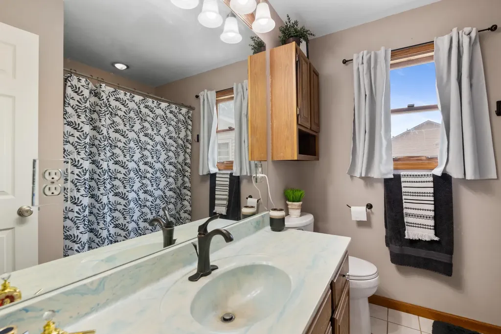 220 N Knight Wichita KS 67203