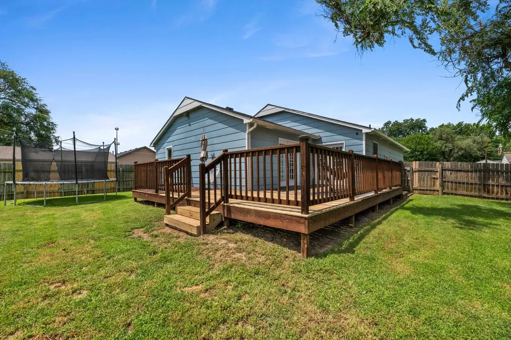 220 N Knight Wichita KS 67203